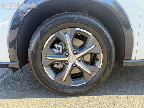 Used 2023 Honda HR-V EX-L image 11