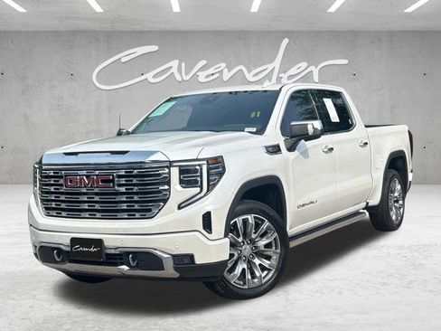 Used 2023 GMC Sierra 1500 Denali w/ Denali Reserve Package AWD/4WD image 1