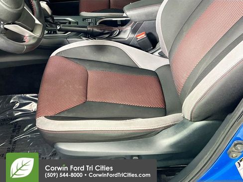 Used 2020 Subaru Impreza 2.0i Sport image 23