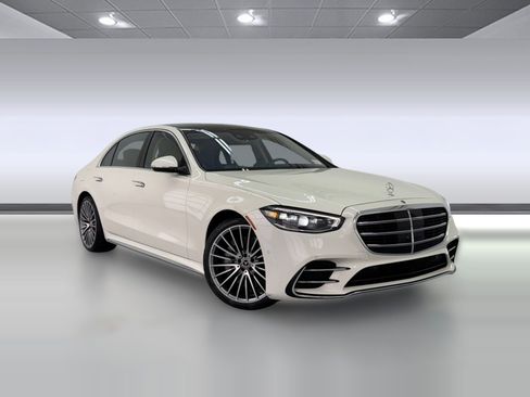 Certified 2022 Mercedes-Benz S 500 4MATIC image 5