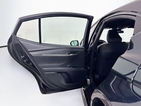 Used 2025 Toyota Camry SE FWD image 25