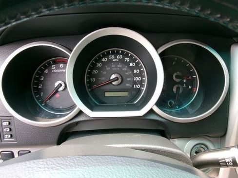 Used 2006 Toyota 4Runner Limited AWD/4WD image 11