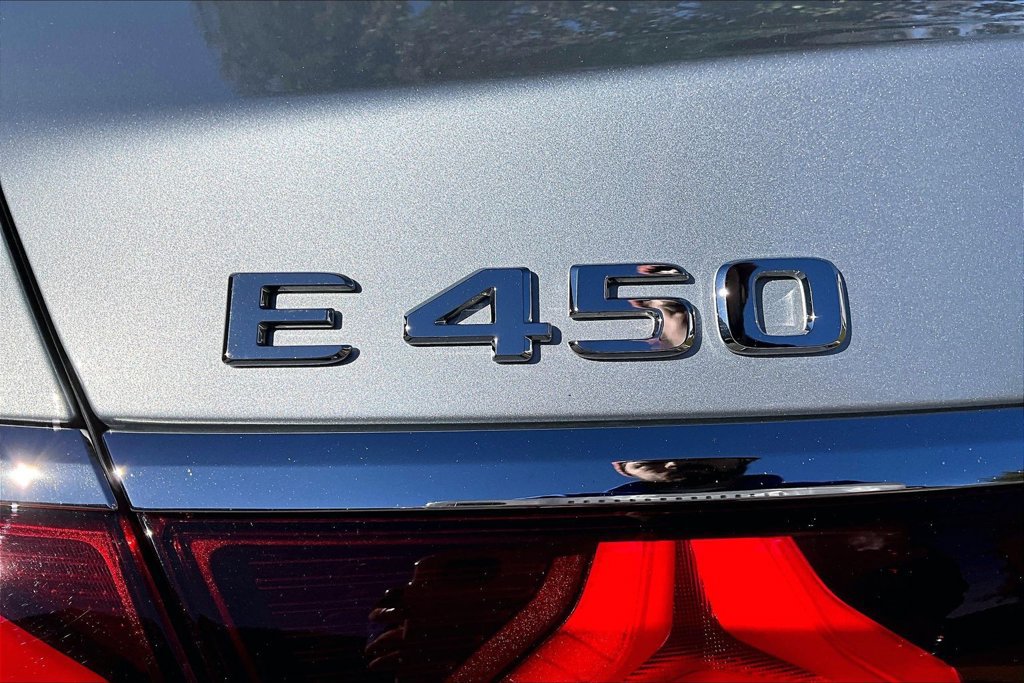 Used 2024 Mercedes-Benz E 450 4MATIC Sedan image 33