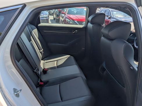 Used 2022 Honda Accord Sport image 12