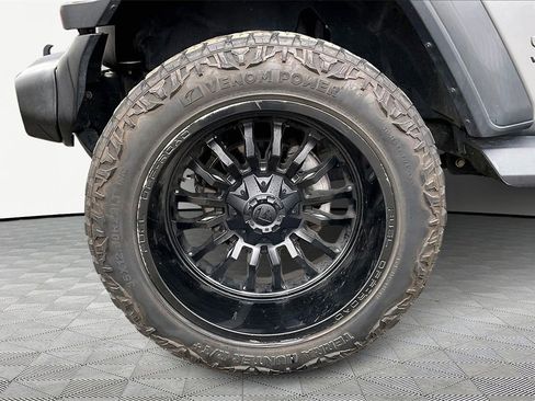 Used 2019 Jeep Wrangler Unlimited Sport S image 31