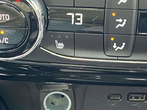 Used 2025 Chevrolet Trax RS w/ Driver Confidence Package image 25