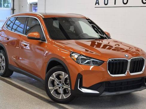 Used 2023 BMW X1 xDrive28i w/ Convenience Package AWD/4WD image 1