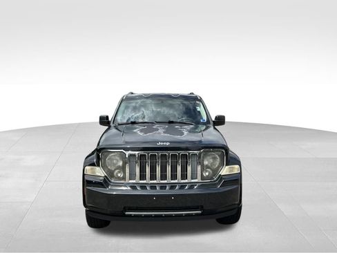 Used 2011 Jeep Liberty Sport RWD image 9