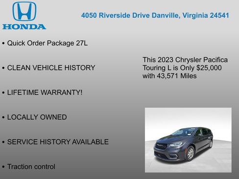 Used 2023 Chrysler Pacifica Touring-L FWD image 7