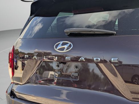Used 2024 Hyundai Palisade SEL FWD image 37