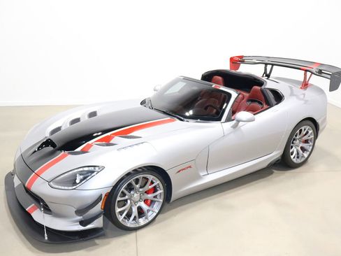 Used 2017 Dodge Viper GTC w/ ACR Package image 15