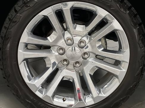 Used 2018 GMC Yukon Denali w/ Open Road Package AWD/4WD image 80