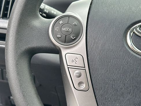 Used 2017 Toyota Prius V Two w/ Carpet Mat Package image 29