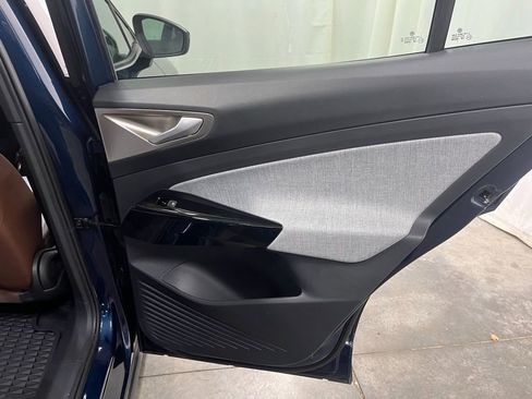 Certified 2023 Volkswagen ID.4 Pro image 22