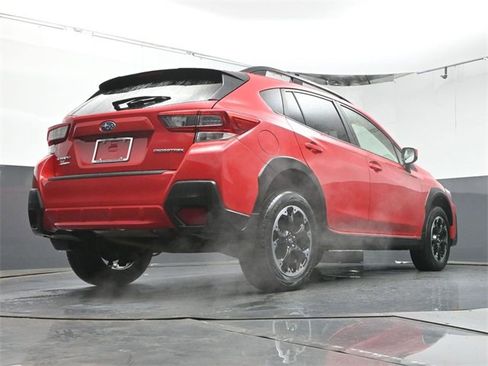 Used 2021 Subaru Crosstrek 2.0i Premium w/ Moonroof Package image 38