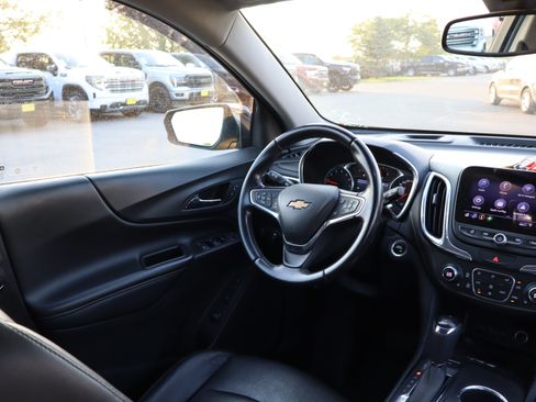 Used 2020 Chevrolet Equinox Premier AWD/4WD image 9