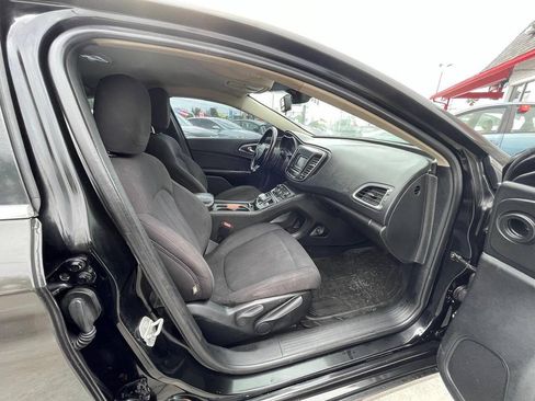 Used 2015 Chrysler 200 Limited w/ Convenience Group FWD image 13