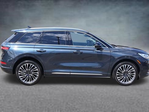 Used 2020 Lincoln Corsair Reserve w/ Equipment Group 202A AWD/4WD image 2