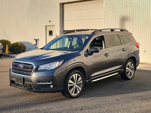 Used 2021 Subaru Ascent Limited w/ Technology Package image 3