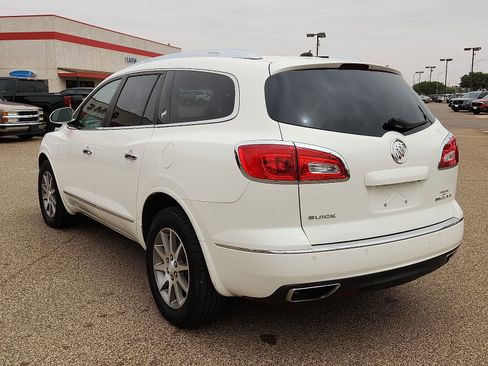 Used 2015 Buick Enclave Leather FWD image 3