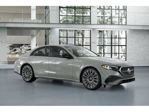New 2026 Mercedes-Benz E 450 4MATIC Sedan image 12