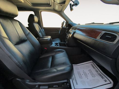 Used 2012 Chevrolet Tahoe LT AWD/4WD image 15