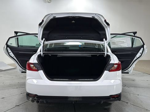 New 2026 Toyota Camry Hybrid image 16