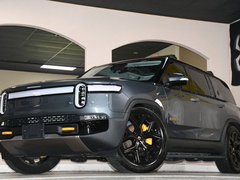 Used 2023 Rivian R1S Launch Edition AWD/4WD image 84