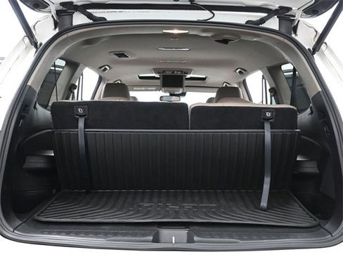 Used 2016 Honda Pilot Touring image 29