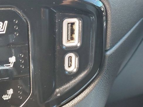 Used 2023 Chevrolet Silverado 1500 High Country w/ High Country Premium Package image 31