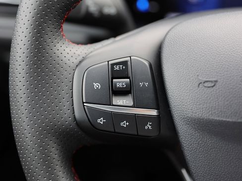 Used 2024 Ford Escape ST-Line AWD/4WD image 38