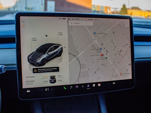 Used 2022 Tesla Model Y Performance image 26