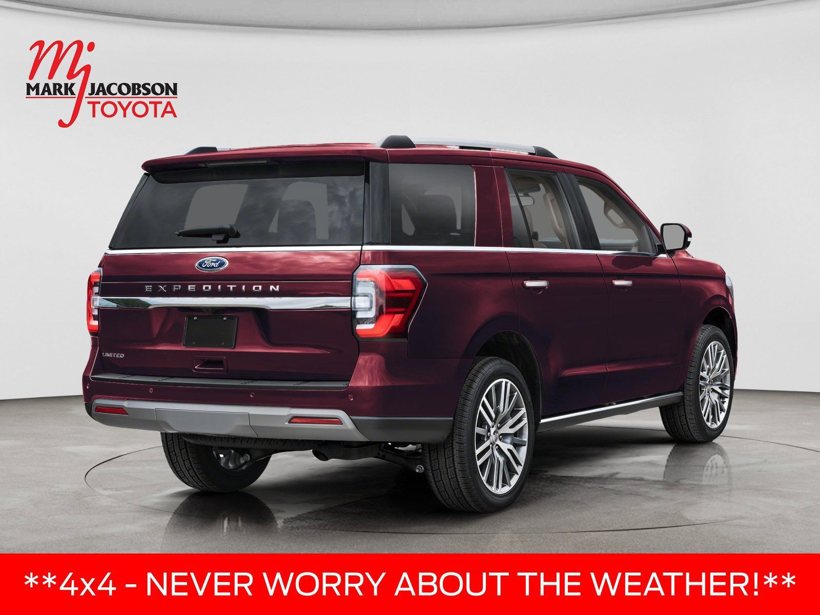 Used 2024 Ford Expedition Limited AWD/4WD image 3