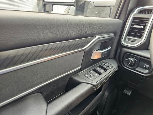 New 2026 RAM 2500 Laramie AWD/4WD image 28