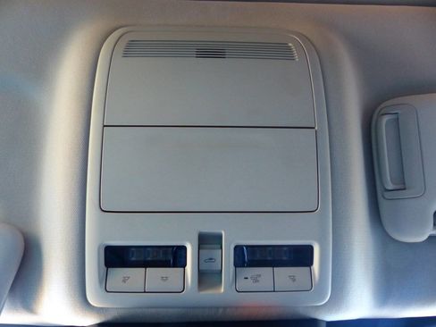 Used 2025 MAZDA CX-30 AWD 2.5 S w/ Preferred Package image 34