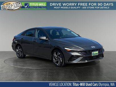 Used 2025 Hyundai Elantra Limited