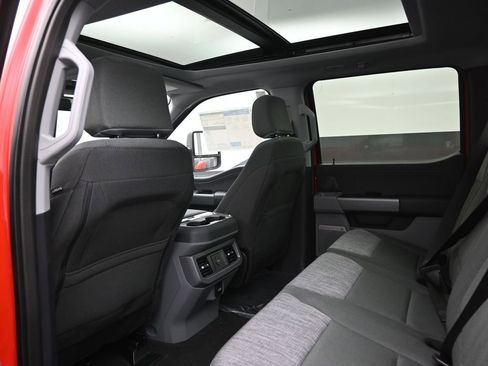 New 2026 Ford F250 XLT w/ XLT Premium Package AWD/4WD image 2