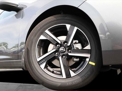 New 2025 Nissan Sentra SV w/ Trunk Package