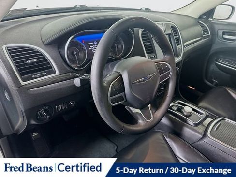 Used 2022 Chrysler 300 Touring L w/ Popular Equipment Group image 11