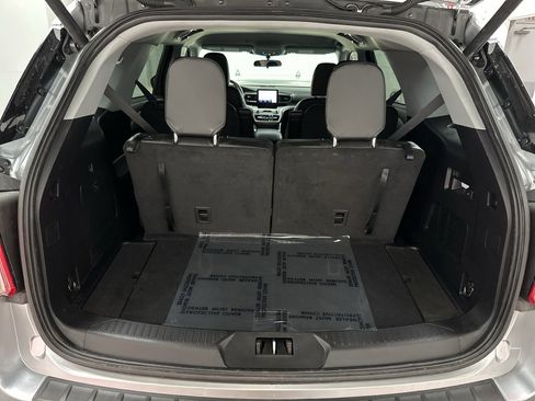 Used 2024 Ford Explorer XLT w/ Equipment Group 202A image 42