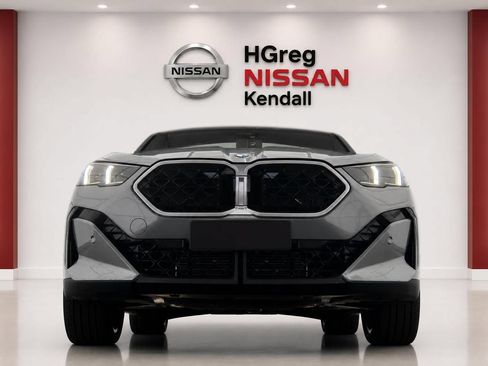 Used 2026 BMW X2 xDrive28i AWD/4WD image 5