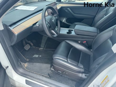 Used 2023 Tesla Model Y Long Range AWD/4WD image 9