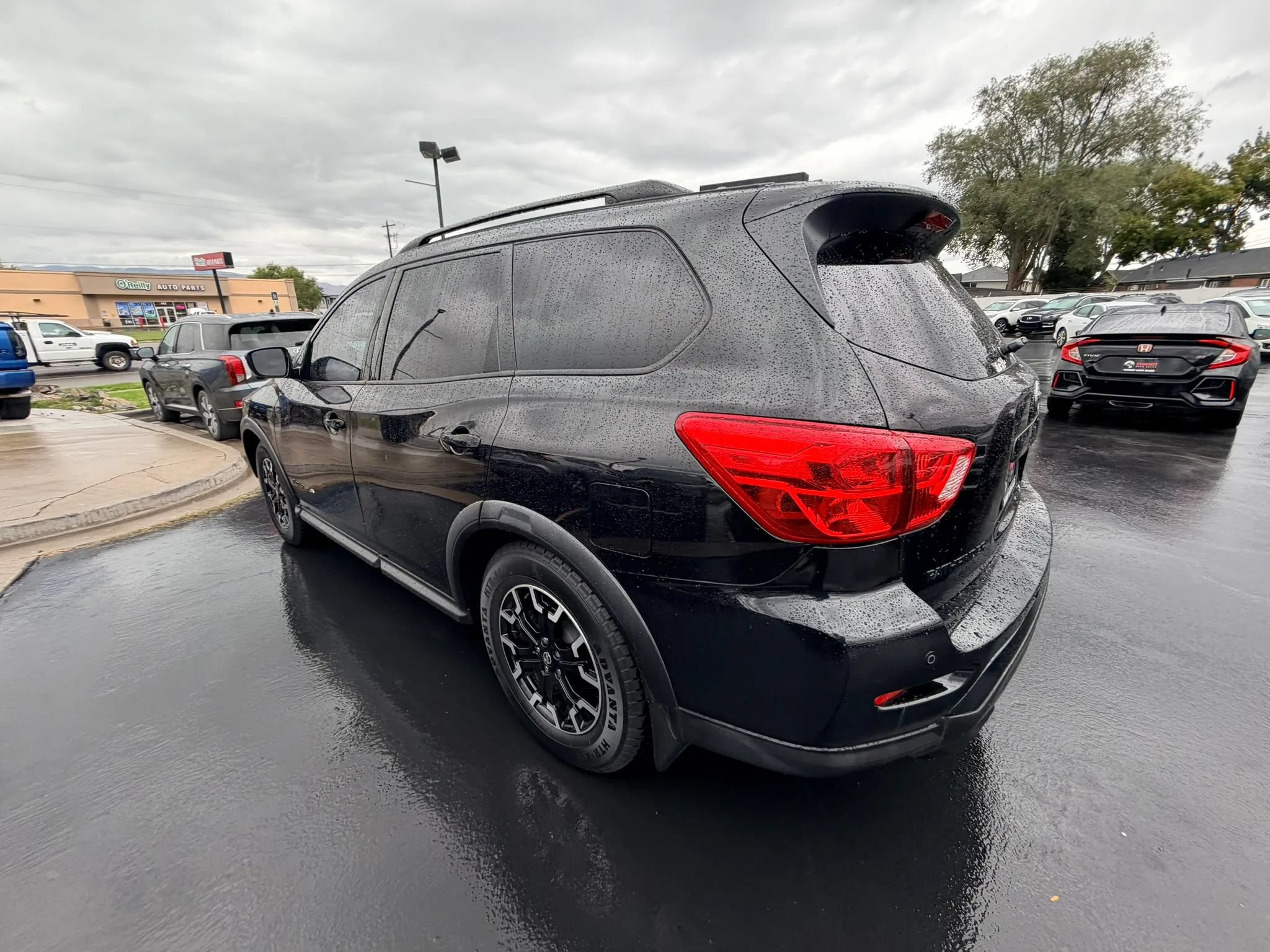 Used 2020 Nissan Pathfinder SL AWD/4WD image 5