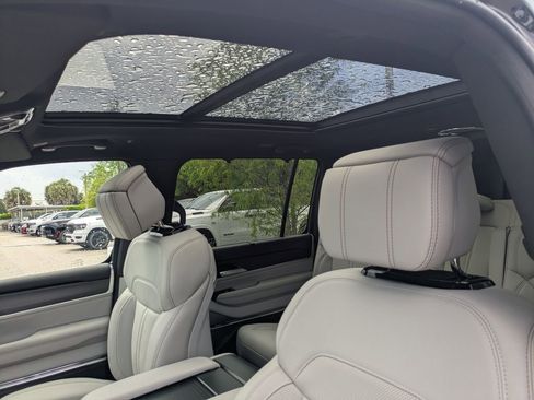 New 2026 Jeep Grand Wagoneer L 4WD image 22