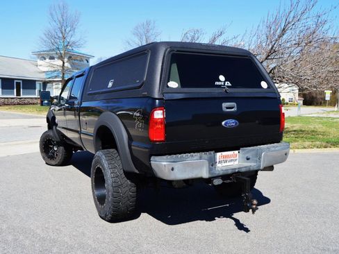 Used 2011 Ford F350 Lariat w/ Camper Pkg image 6