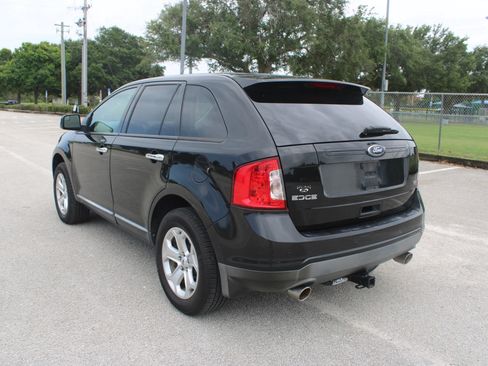 Used 2011 Ford Edge SEL FWD image 7