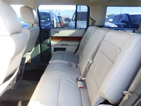 Used 2010 Ford Flex Limited image 12