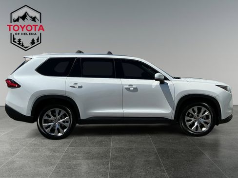 Certified 2024 Toyota Grand Highlander AWD image 6