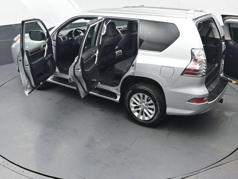 Used 2019 Lexus GX 460 Premium AWD/4WD image 56