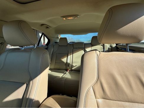 Used 2018 Ford Taurus Limited image 54